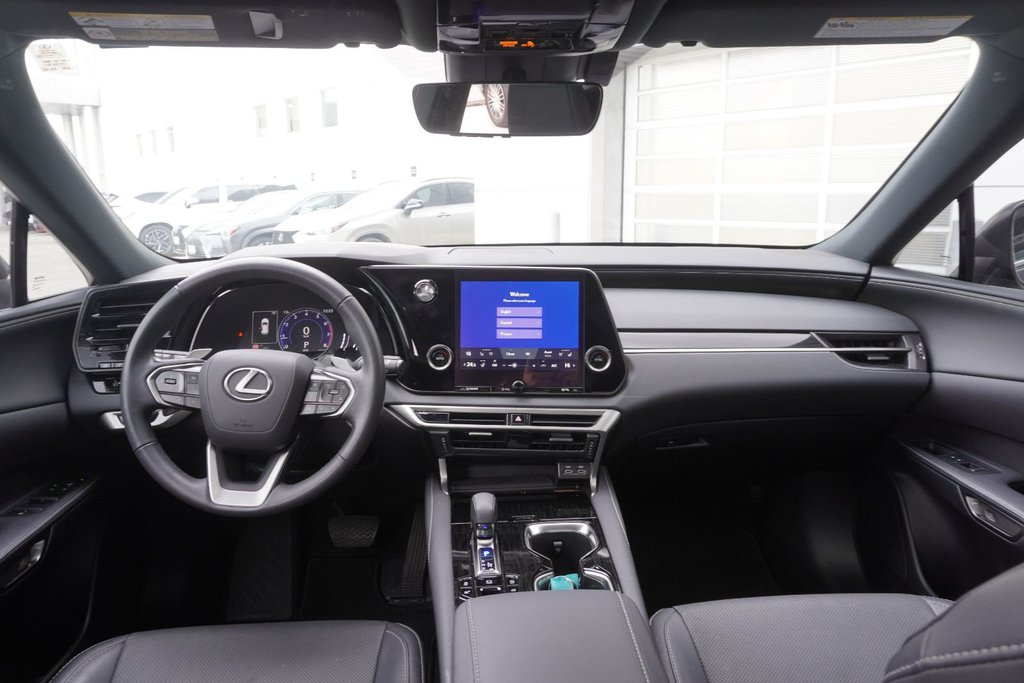 2024 Lexus RX 350 PREMIUM|MOONROOF|CARPLAY|H/V FRONT SEATS in Ajax, Ontario at Lexus of Lakeridge - 13 - w1024h768px