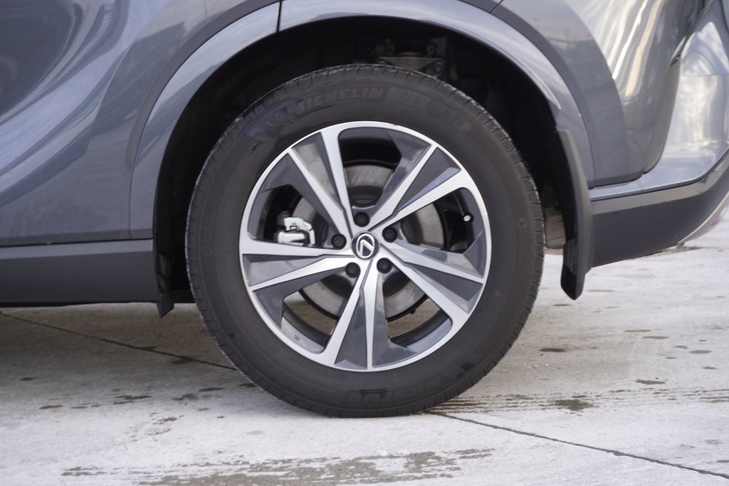 2024 Lexus RX 350 PREMIUM|MOONROOF|H/V FRONT SEATS|CARPLAY in Ajax, Ontario at Lexus of Lakeridge - 13 - w1024h768px