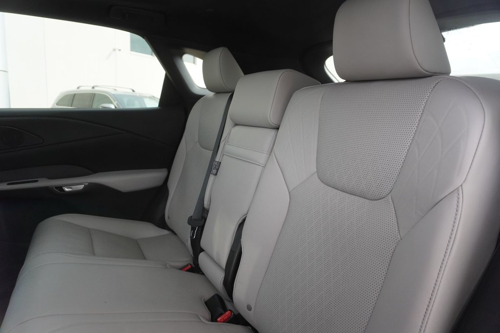 2024 Lexus RX 350 ULTRA LUXURY|360 CAM|NAVI|WIRELESS|PANORAMIC in Ajax, Ontario at Lexus of Lakeridge - 11 - w1024h768px