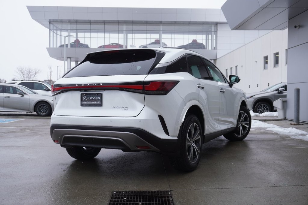 2025 Lexus RX 350h PREMIUM|MOONROOF|REAM CAM WASHER|AMBIENT in Ajax, Ontario at Lexus of Lakeridge - 19 - w1024h768px