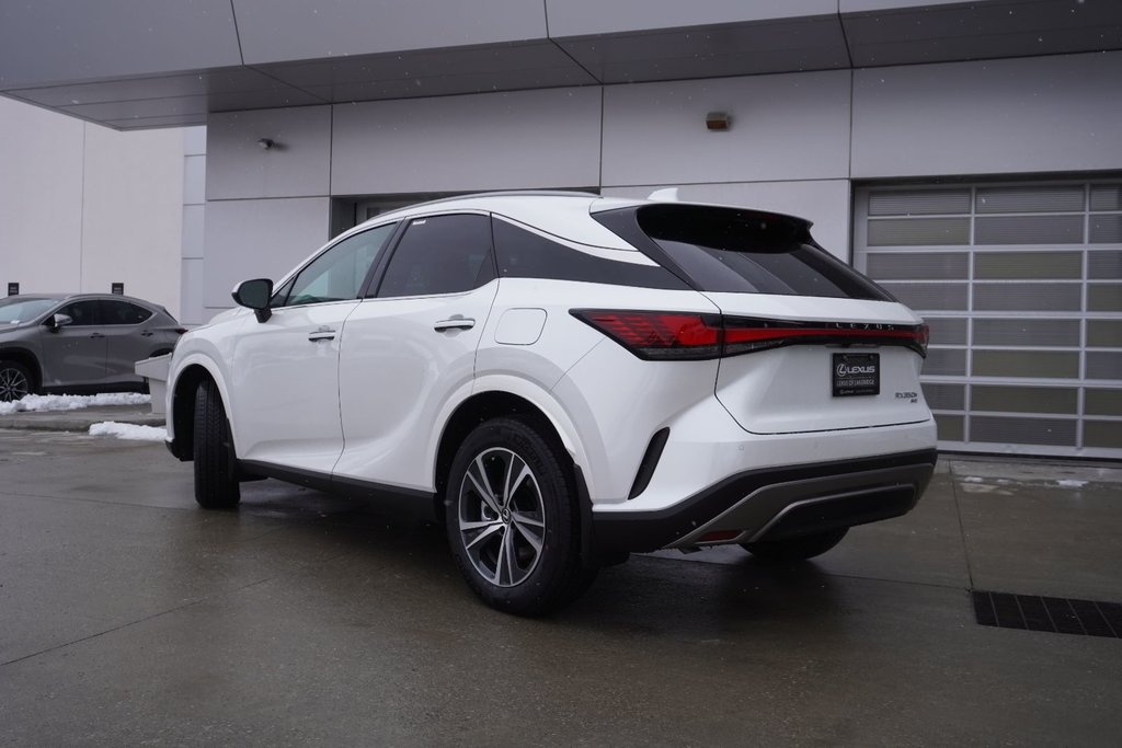 2025 Lexus RX 350h PREMIUM|MOONROOF|REAM CAM WASHER|AMBIENT in Ajax, Ontario at Lexus of Lakeridge - 20 - w1024h768px