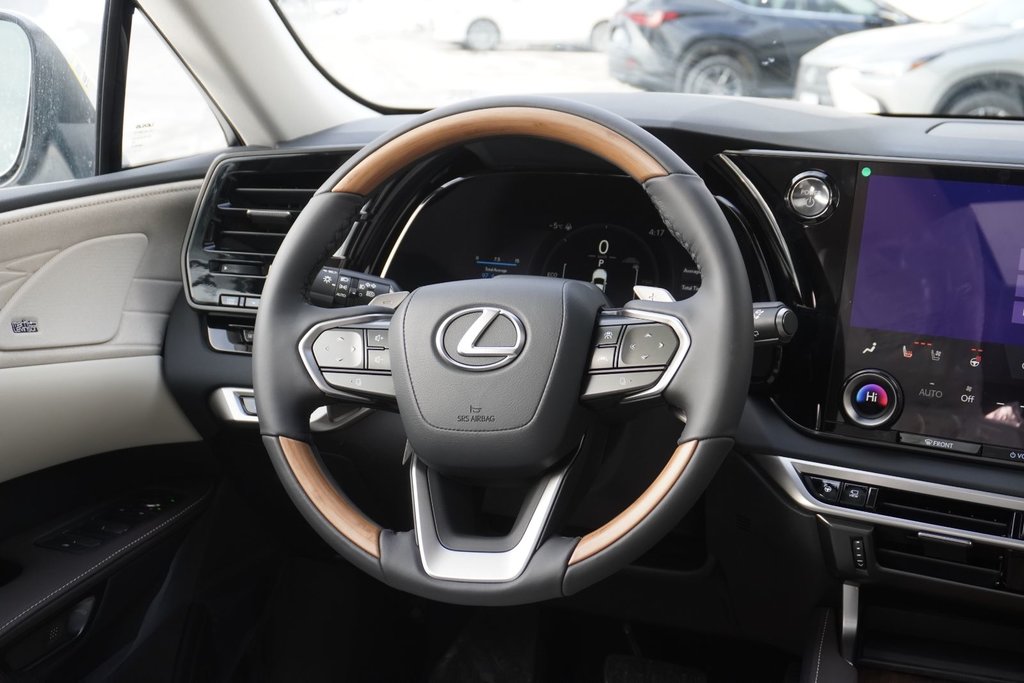 2025 Lexus RX 350h EXECUTIVE|14 DISPLAY|PANORAMIC|M/LEVINSON in Ajax, Ontario at Lakeridge Auto Gallery - 20 - w1024h768px