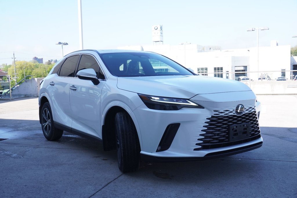 2025 Lexus RX 350h PREMIUM in Ajax, Ontario at Lakeridge Auto Gallery - 17 - w1024h768px