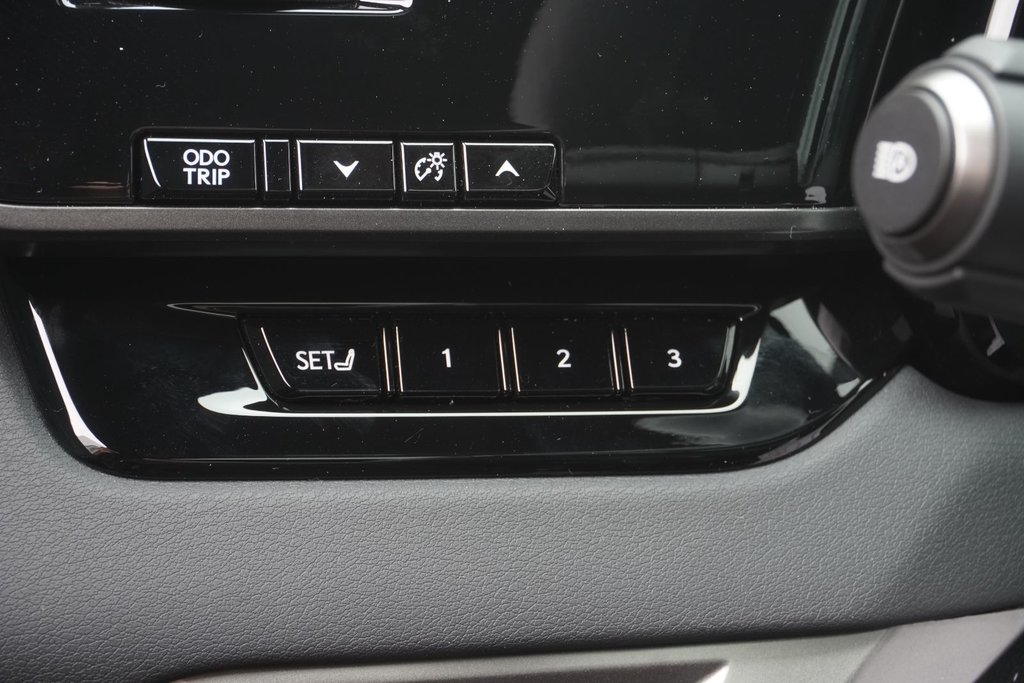 2025 Lexus RX 350 F SPORT 1 in Ajax, Ontario at Lakeridge Auto Gallery - 4 - w1024h768px