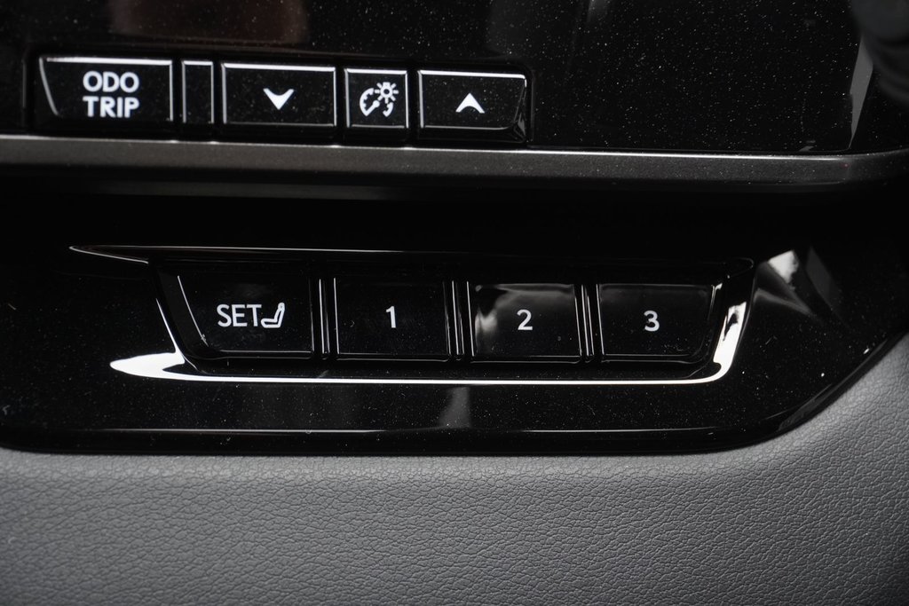 2025 Lexus RX 350 PREMIUM in Ajax, Ontario at Lakeridge Auto Gallery - 3 - w1024h768px