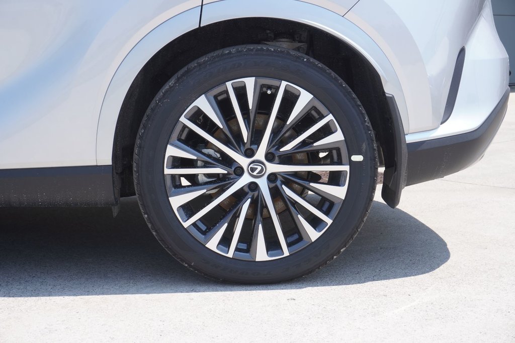 2025 Lexus RX 350h LUXURY in Ajax, Ontario at Lakeridge Auto Gallery - 17 - w1024h768px