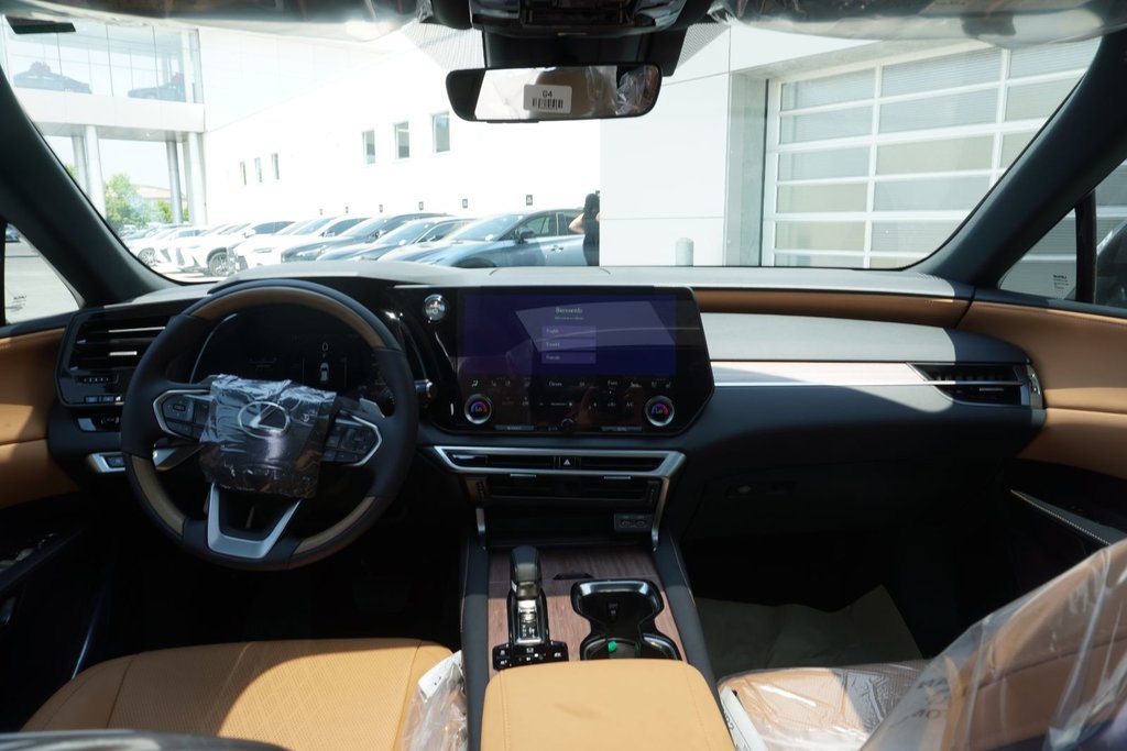 2025 Lexus RX 350h LUXURY in Ajax, Ontario at Lakeridge Auto Gallery - 15 - w1024h768px