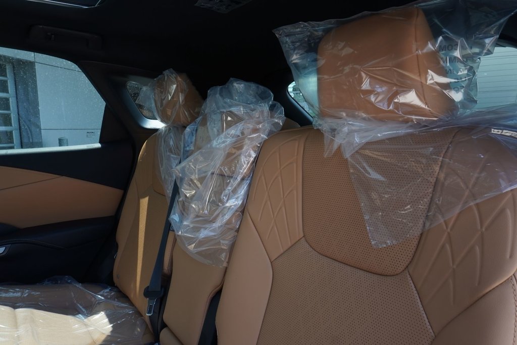 2025 Lexus RX 350h LUXURY in Ajax, Ontario at Lexus of Lakeridge - 13 - w1024h768px