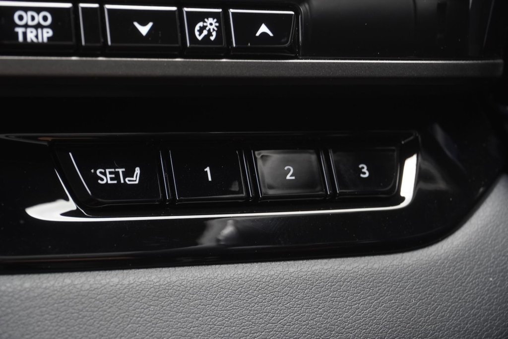 2025 Lexus RX 350 F SPORT 3|360 CAM|M/LEVINSON|HUD|DASH CAM in Ajax, Ontario at Lakeridge Auto Gallery - 3 - w1024h768px
