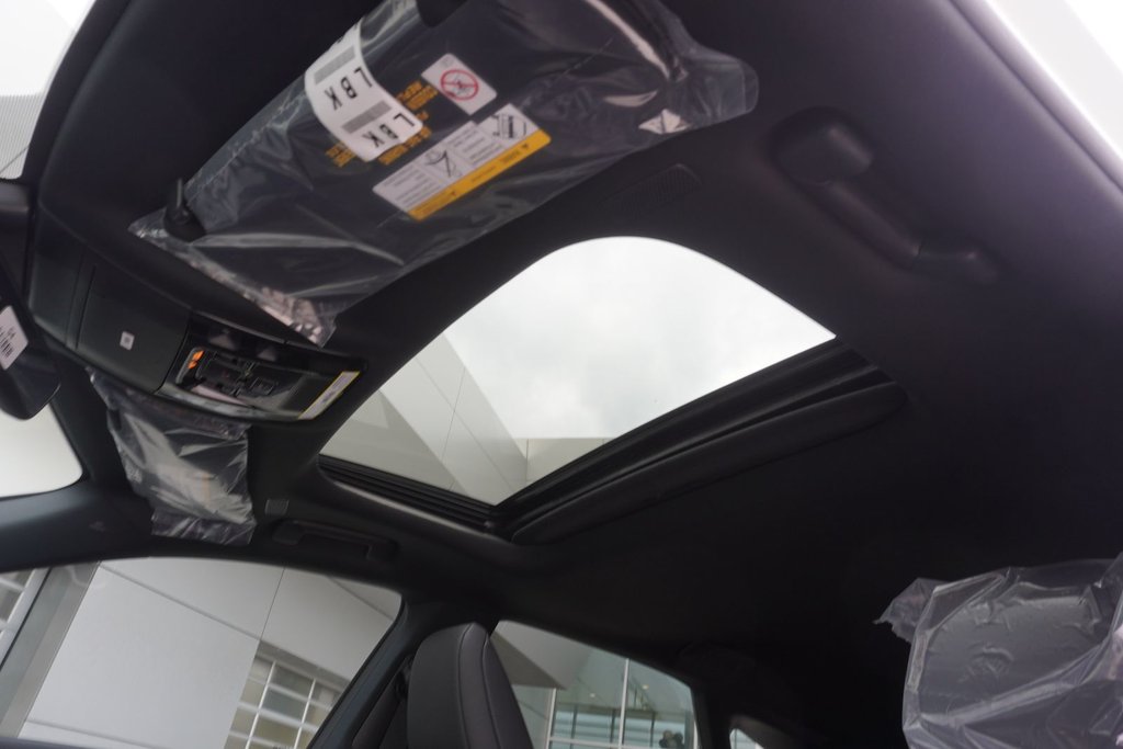 2025 Lexus RX 350 PREMIUM in Ajax, Ontario at Lexus of Lakeridge - 9 - w1024h768px