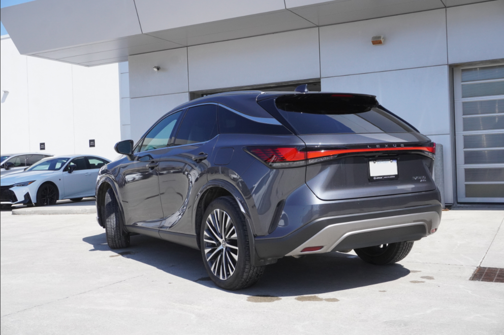 2026 Lexus RX 350 LUXURY|WIRELESS|14 DISPLAY|H/V FRONT SEATS in Ajax, Ontario at Lexus of Lakeridge - 15 - w1024h768px