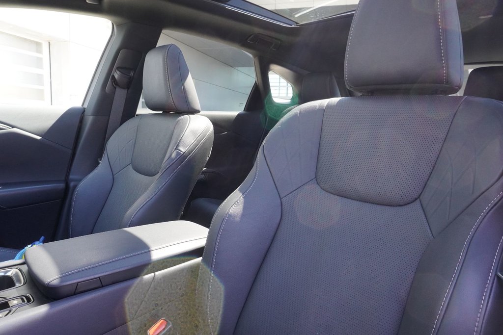 2026 Lexus RX 350 LUXURY|WIRELESS|14 DISPLAY|H/V FRONT SEATS in Ajax, Ontario at Lexus of Lakeridge - 7 - w1024h768px