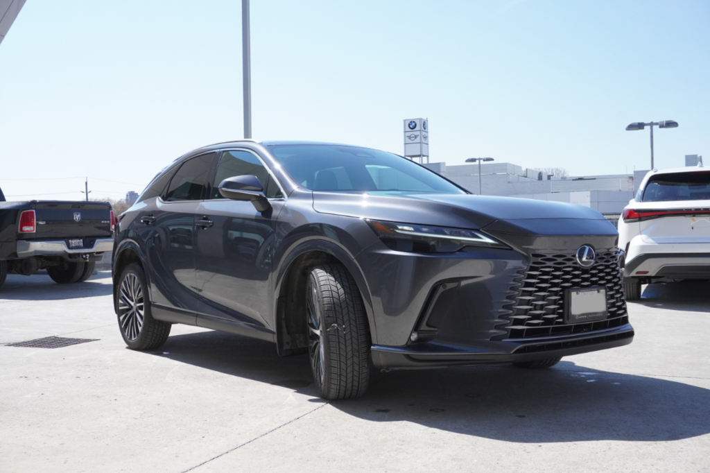 2026 Lexus RX 350 LUXURY|WIRELESS|14 DISPLAY|H/V FRONT SEATS in Ajax, Ontario at Lexus of Lakeridge - 13 - w1024h768px
