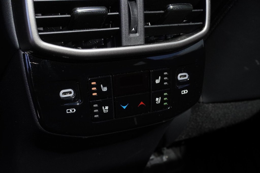 2026 Lexus RX 350 LUXURY|WIRELESS|14 DISPLAY|H/V FRONT SEATS in Ajax, Ontario at Lexus of Lakeridge - 9 - w1024h768px