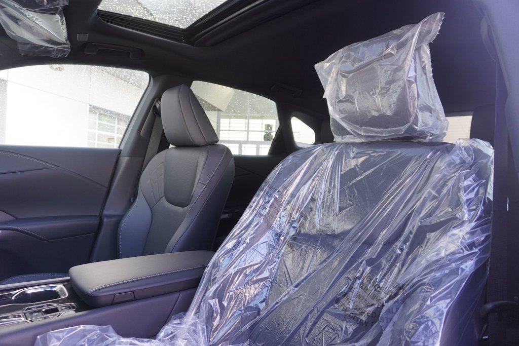 2026 Lexus RX 350 PREMIUM|MOONROOF|H/V FRONT SEATS|CARPLAY in Ajax, Ontario at Lexus of Lakeridge - 9 - w1024h768px