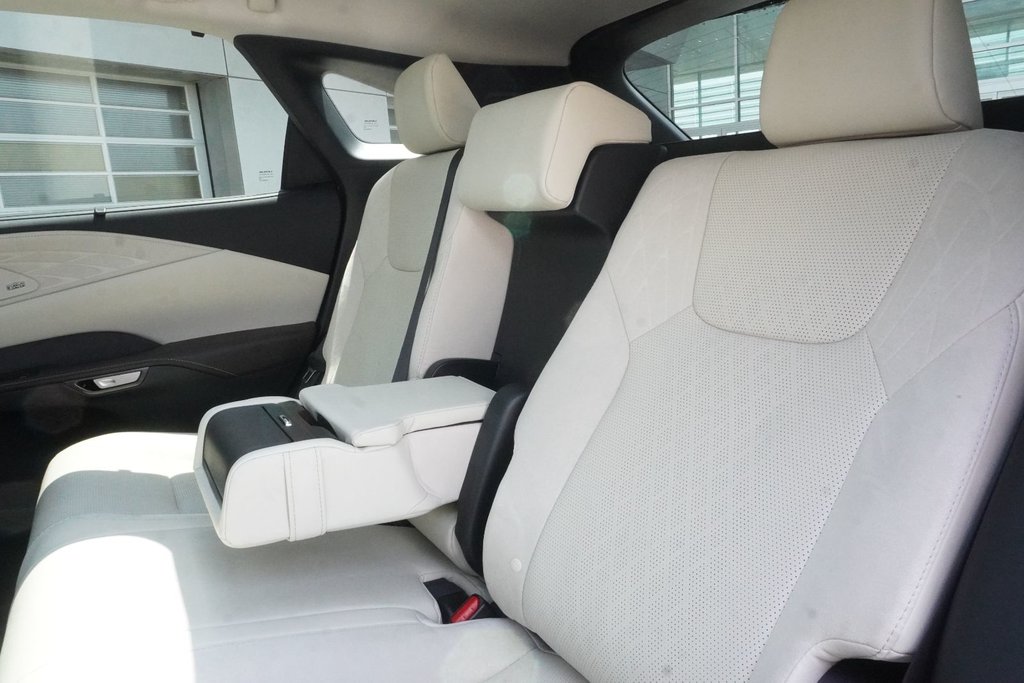 2026 Lexus RX 350h EXECUTIVE|M/LEVINSON|HUD|WIRELESS|CARPLAY in Ajax, Ontario at Lexus of Lakeridge - 15 - w1024h768px