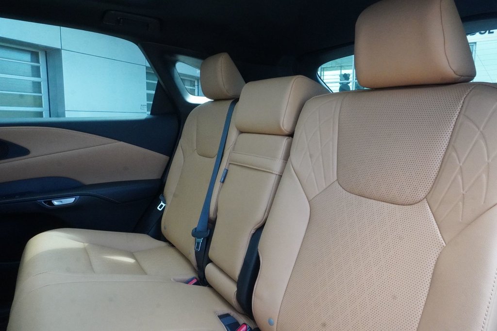 2026 Lexus RX 350h ULTRA LUXURY|HUD|WIRELESS|CARPLAY|BSM in Ajax, Ontario at Lexus of Lakeridge - 12 - w1024h768px