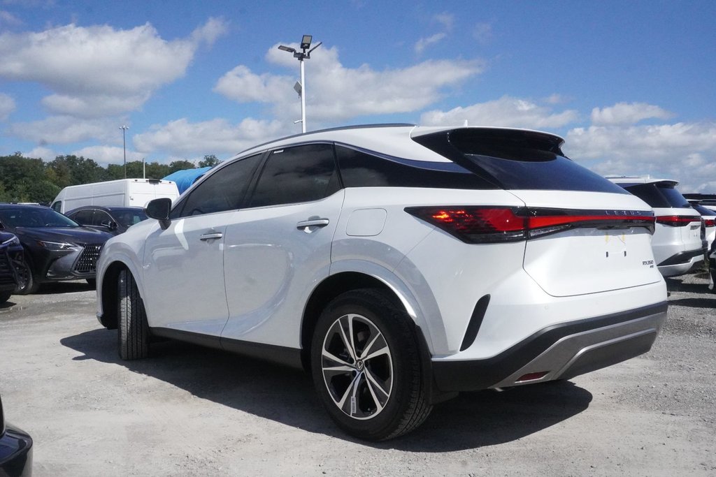 2026 Lexus RX 350 PREMIUM|MOONROOF|H/V FRONT SEATS|CARPLAY in Ajax, Ontario at Lexus of Lakeridge - 13 - w1024h768px