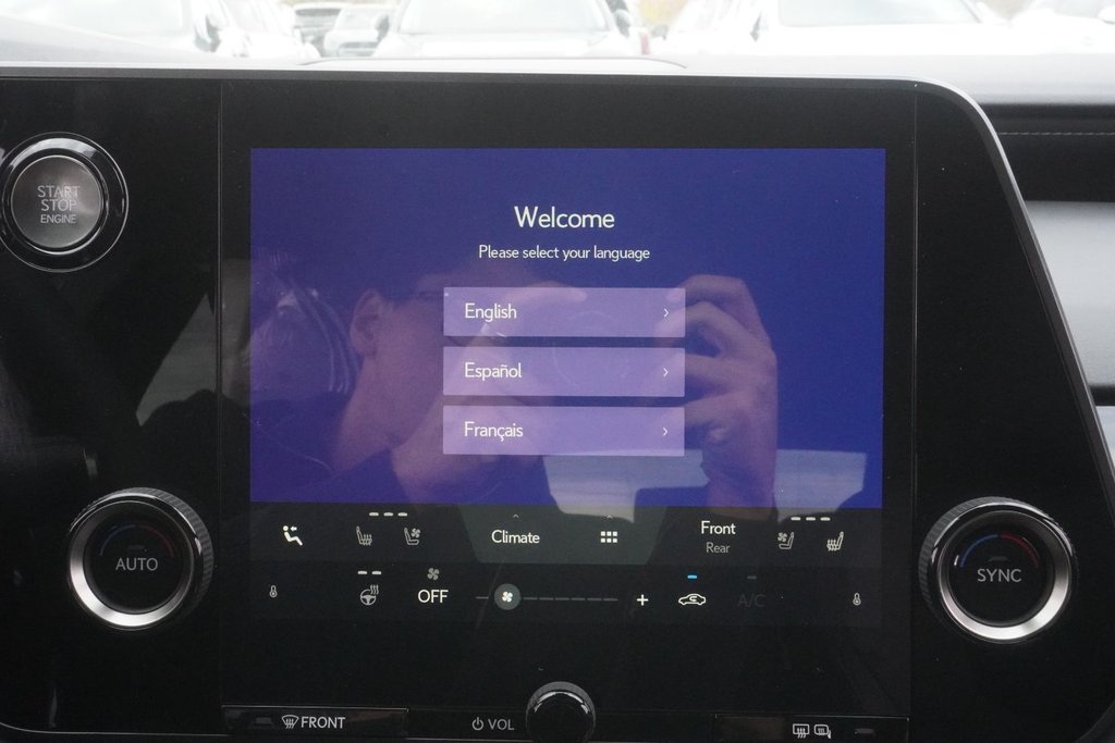 2026 Lexus RX 350 PREMIUM|9.8 DISPLAY|CARPLAY|B/SPOT|MOONROOF in Ajax, Ontario at Lexus of Lakeridge - 3 - w1024h768px