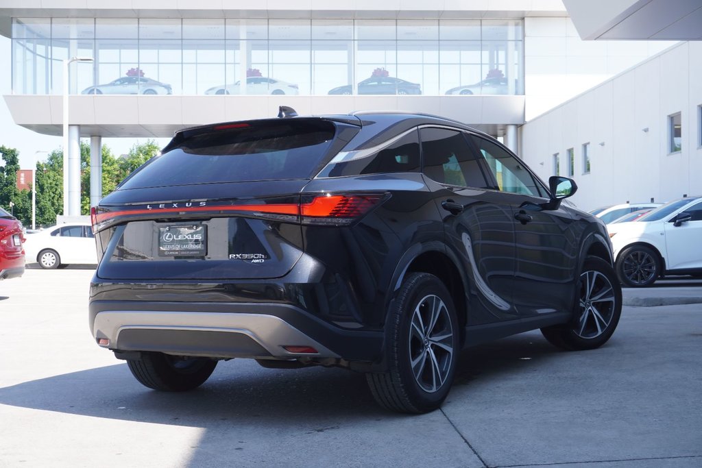 2024 Lexus RX 350 H PREMIUM|SUNROOF|B/SPOT|CARPLAY|H/V FRONT SEAT in Ajax, Ontario at Lakeridge Auto Gallery - 19 - w1024h768px