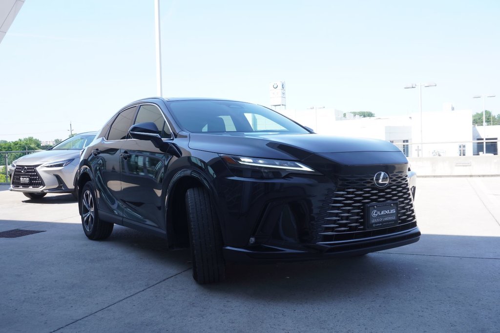 2024 Lexus RX 350 H PREMIUM|SUNROOF|B/SPOT|CARPLAY|H/V FRONT SEAT in Ajax, Ontario at Lakeridge Auto Gallery - 18 - w1024h768px
