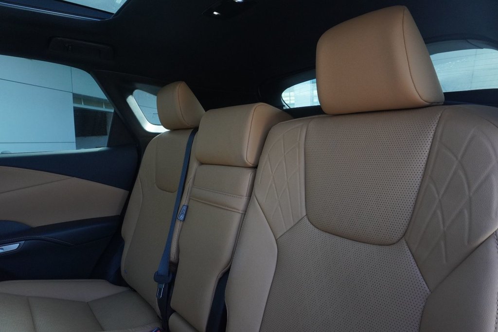 2024 Lexus RX 350h LUXURY|NAVI|CARPLAY|WIRELESS|PANORAMIC in Ajax, Ontario at Lexus of Lakeridge - 12 - w1024h768px
