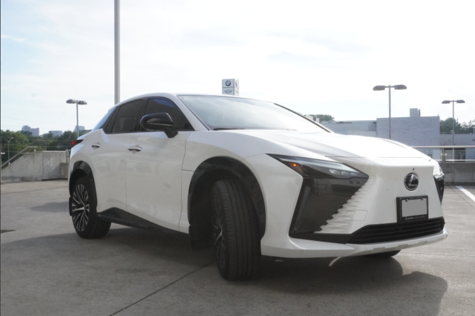 2025 Lexus RZ 450e LUXURY|H/V FRONT SEATS|CARPLAY|BLINDSPOT in Ajax, Ontario at Lexus of Lakeridge - 17 - w1024h768px