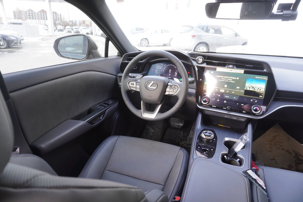2026 Lexus RZ 450e SIGNATURE|14 DISPLAY|CARPLAY|H/V FRONT SEATS in Ajax, Ontario at Lexus of Lakeridge - 13 - w1024h768px