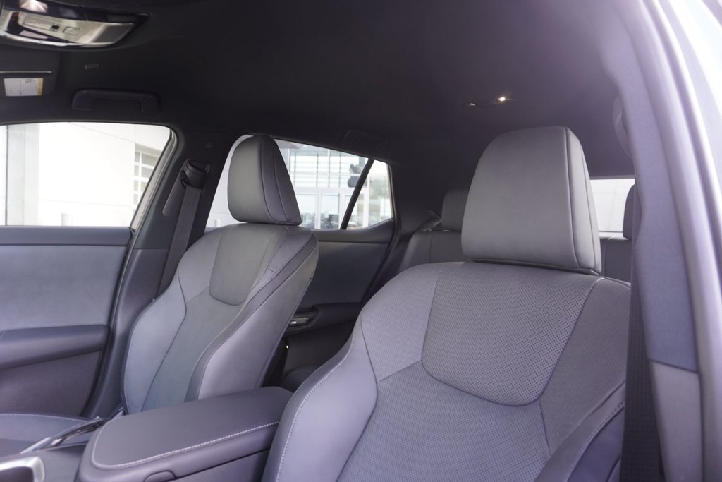 2026 Lexus RZ 450e SIGNATURE|14 DISPLAY|CARPLAY|H/V FRONT SEATS in Ajax, Ontario at Lexus of Lakeridge - 9 - w1024h768px