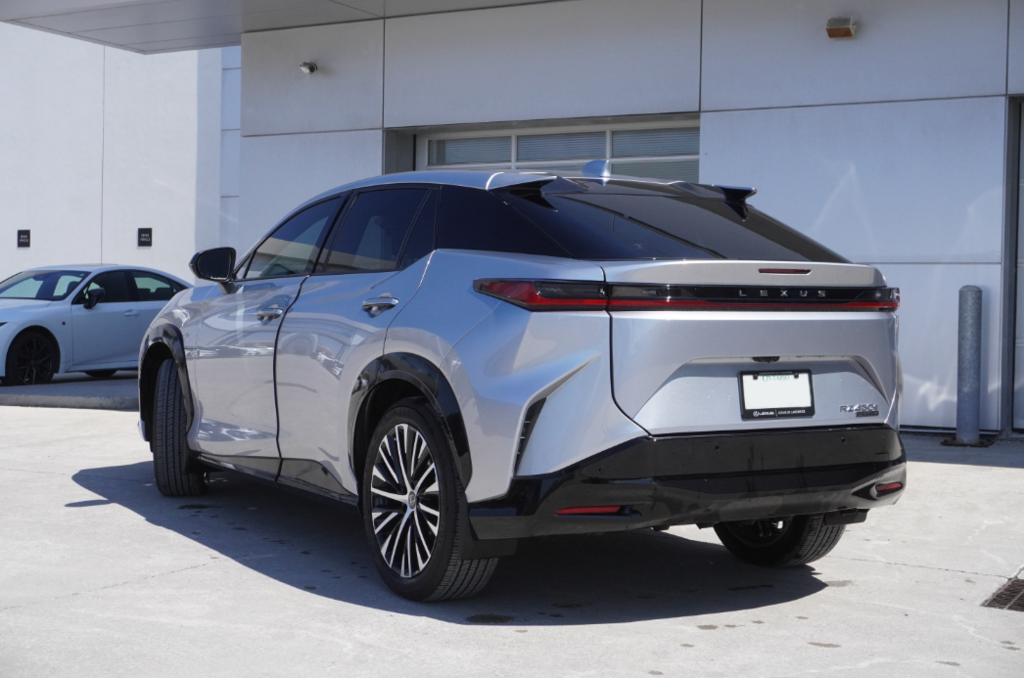 2026 Lexus RZ 450e LUXURY|H/V FRONT SEATS|CARPLAY|BLINDSPOT in Ajax, Ontario at Lexus of Lakeridge - 16 - w1024h768px