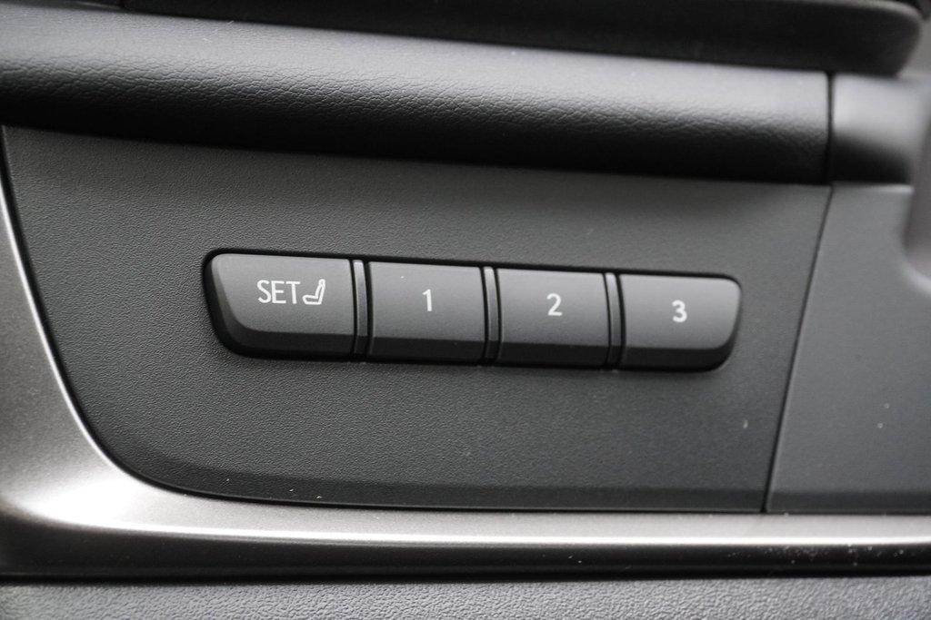 2026 Lexus RZ 450e SIGNATURE|H/V FRONT SEATS|H/STEERING|NAVI in Ajax, Ontario at Lexus of Lakeridge - 6 - w1024h768px