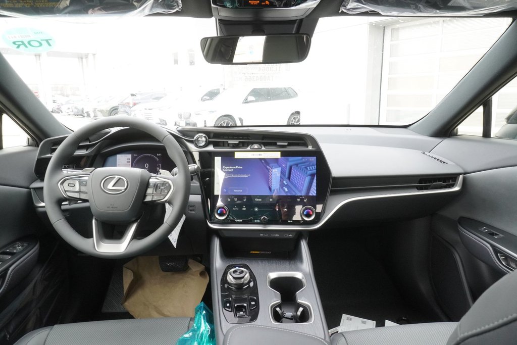 2026 Lexus RZ 450e SIGNATURE|H/V FRONT SEATS|H/STEERING|NAVI in Ajax, Ontario at Lexus of Lakeridge - 9 - w1024h768px