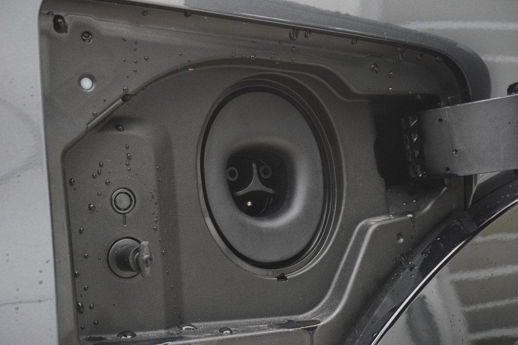 2026 Lexus RZ 450e SIGNATURE|H/V FRONT SEATS|H/STEERING|NAVI in Ajax, Ontario at Lexus of Lakeridge - 13 - w1024h768px