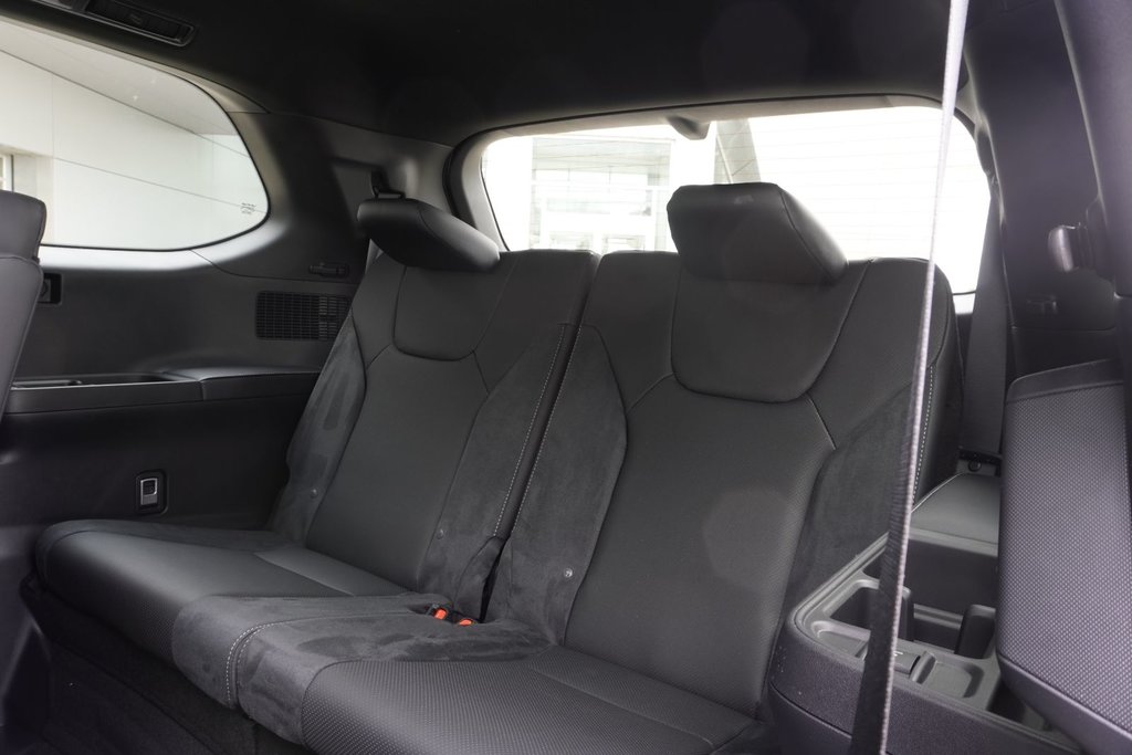 2025 Lexus TX 500h F SPORT PERFORMANCE 2 in Ajax, Ontario at Lexus of Lakeridge - 16 - w1024h768px