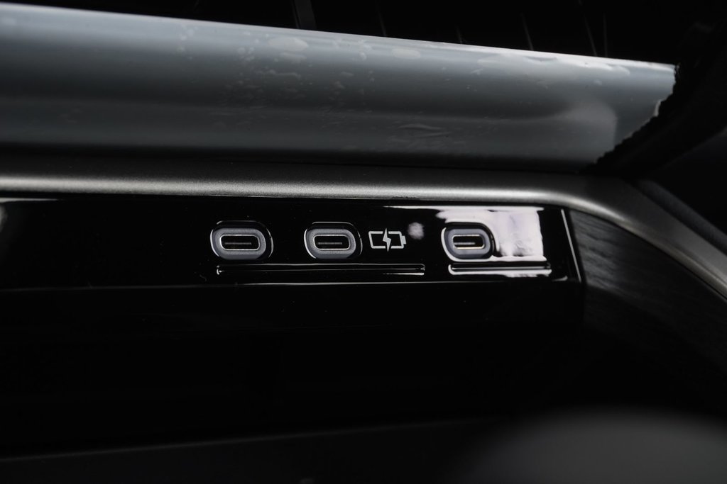 2025 Lexus TX 350 EXECUTIVE in Ajax, Ontario at Lexus of Lakeridge - 11 - w1024h768px