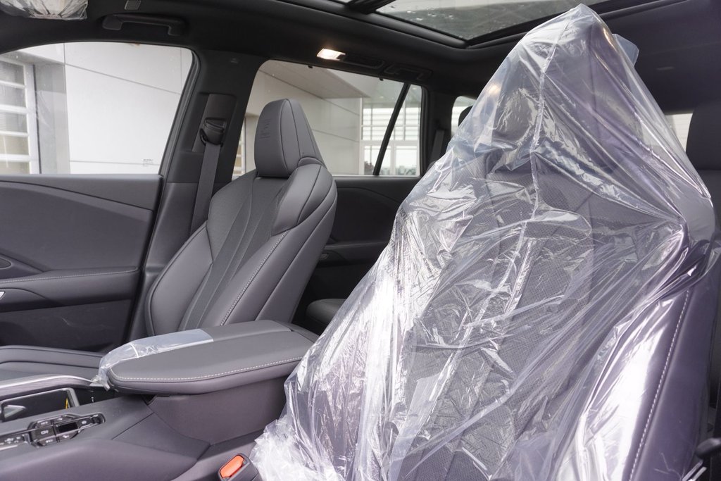 2025 Lexus TX 350 F SPORT 3 W/ TOWING HITCH in Ajax, Ontario at Lexus of Lakeridge - 10 - w1024h768px