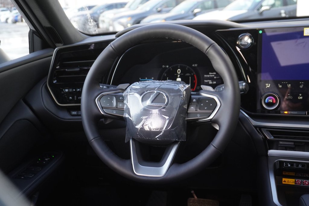 2026 Lexus TX 350 EXECUTIVE in Ajax, Ontario at Lexus of Lakeridge - 17 - w1024h768px