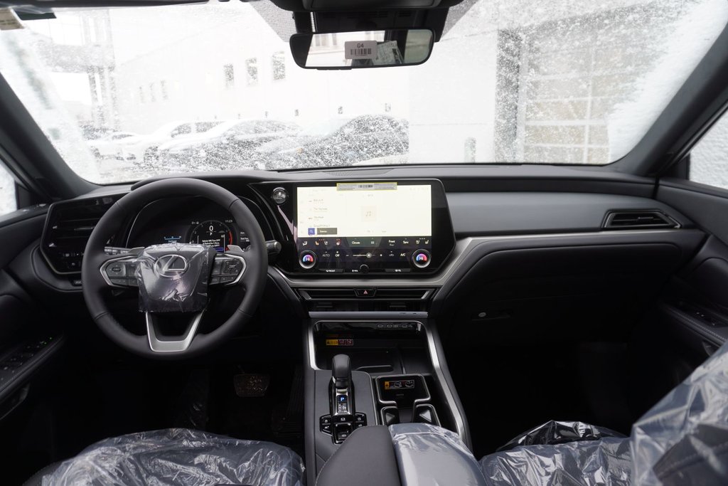 2026 Lexus TX 350 LUXURY|WIRELESS|14 DISPLAY|H/V FRONT SEATS in Ajax, Ontario at Lexus of Lakeridge - 10 - w1024h768px