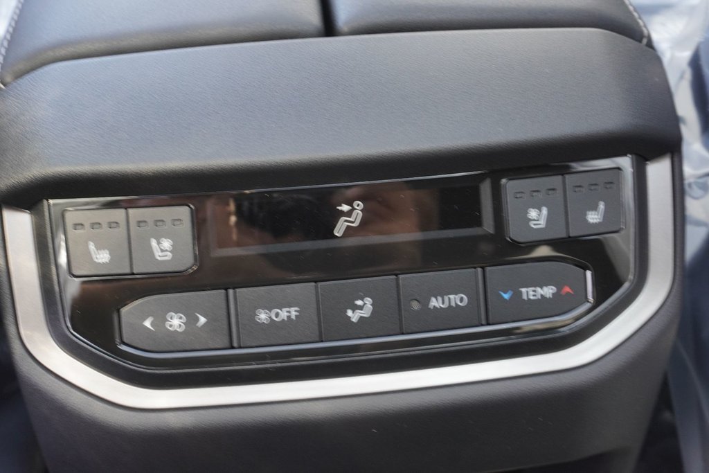 2025 Lexus TX 500h F SPORT 3 PERFORMANCE in Ajax, Ontario at Lexus of Lakeridge - 17 - w1024h768px