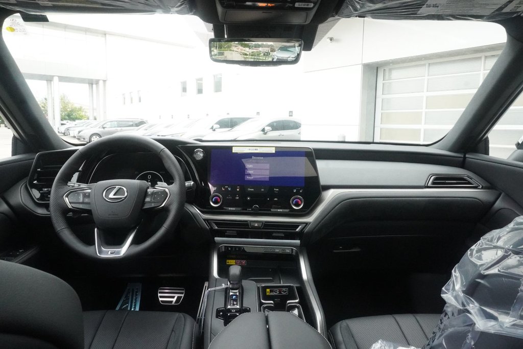 2026 Lexus TX 500h F SPORT 3 PERFORMANCE in Ajax, Ontario at Lexus of Lakeridge - 17 - w1024h768px