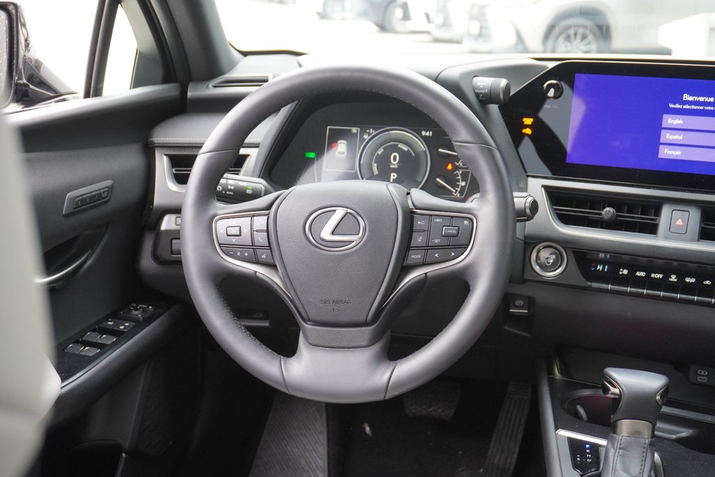 2024 Lexus UX 250h AWD HYBRID LUXURY|12.3DISPLAY|NAVI|HUD|WIRELESS in Ajax, Ontario at Lakeridge Auto Gallery - 16 - w1024h768px