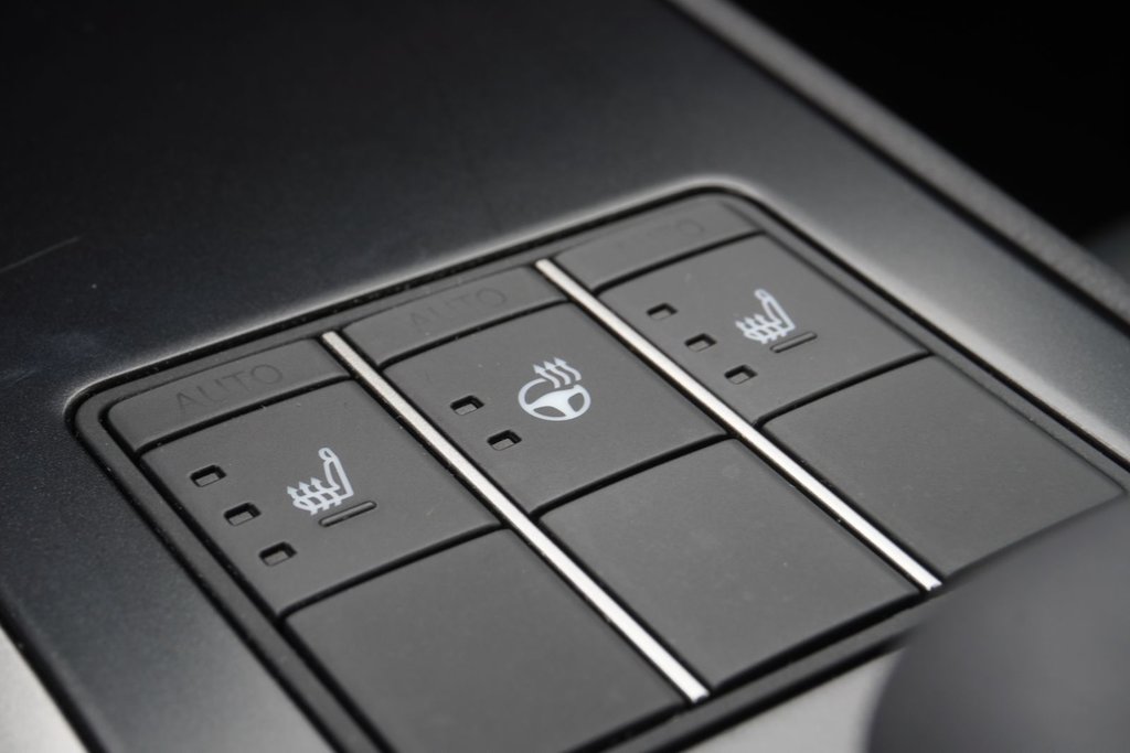 2024 Lexus UX 250h AWD F SPORT1|12.3 DISPLAY|MOONROOF|S/S+|BLINDSPOT in Ajax, Ontario at Lexus of Lakeridge - 11 - w1024h768px
