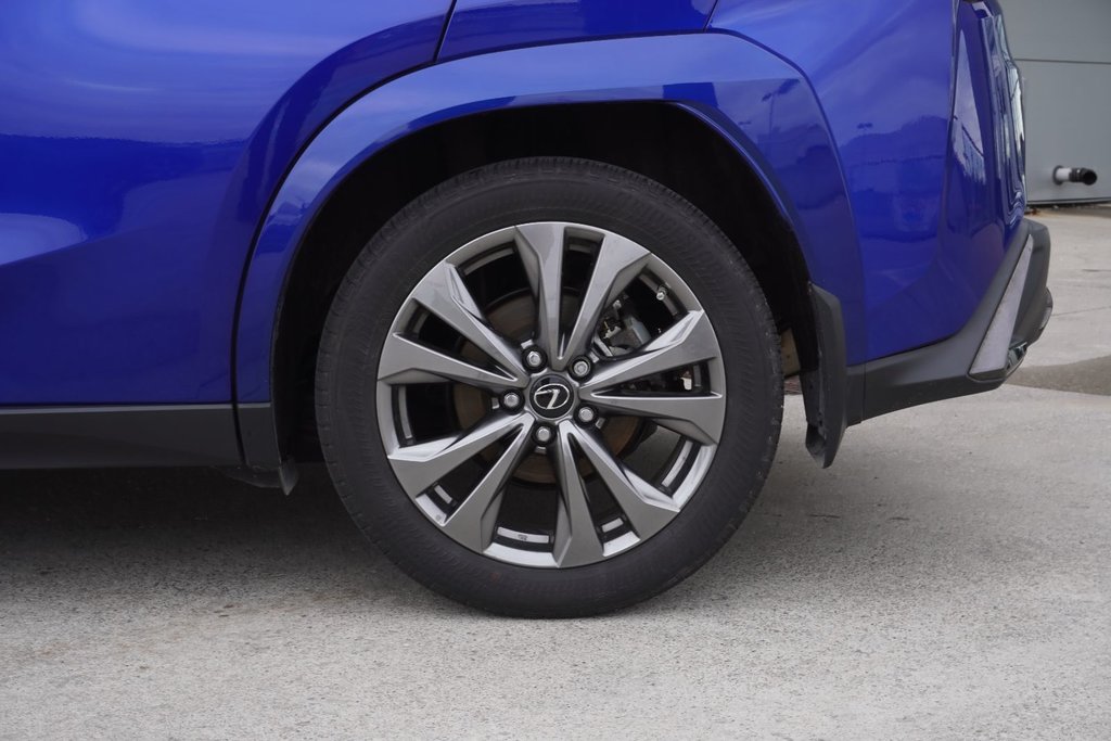 2024 Lexus UX 250h AWD F SPORT1|12.3 DISPLAY|MOONROOF|S/S+|BLINDSPOT in Ajax, Ontario at Lexus of Lakeridge - 17 - w1024h768px