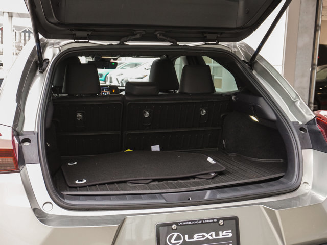 2020 Lexus UX 250H AWD|7DISPLAY|CARPLAY|MOONROOF|BLINDSPOT|18ALLOYS in Ajax, Ontario at Lexus of Lakeridge - 23 - w1024h768px