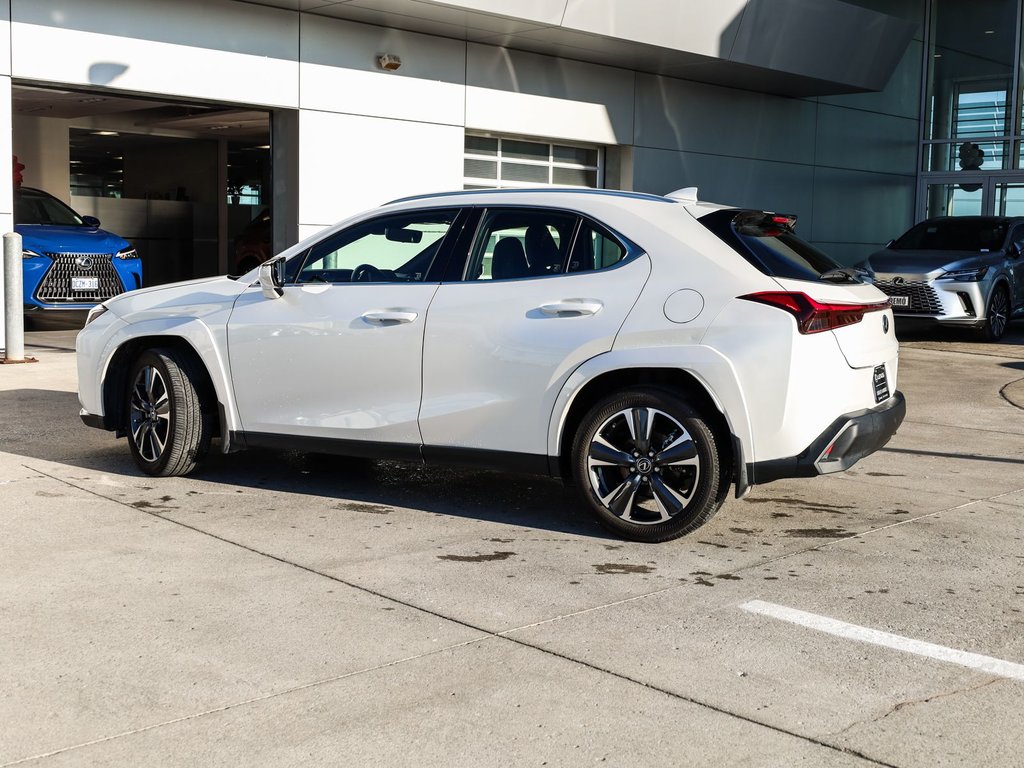 2024 Lexus UX 250h AWD PREMIUM HYBRID|8 DISPLAY|MOONROOF in Ajax, Ontario at Lexus of Lakeridge - 17 - w1024h768px