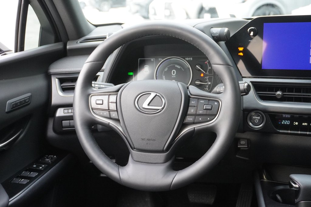 2024 Lexus UX 250h AWD LUXURY|12.3 DISPLAY|HUD|WIRELESS|MOONROOF in Ajax, Ontario at Lexus of Lakeridge - 20 - w1024h768px