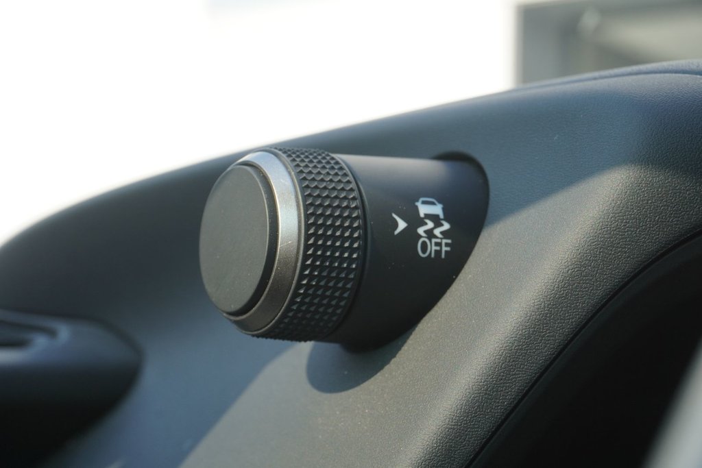 2024 Lexus UX 250h PREMIUM AWD|H/V FRONT SEATS|MOONROOF|CARPLAY in Ajax, Ontario at Lexus of Lakeridge - 3 - w1024h768px