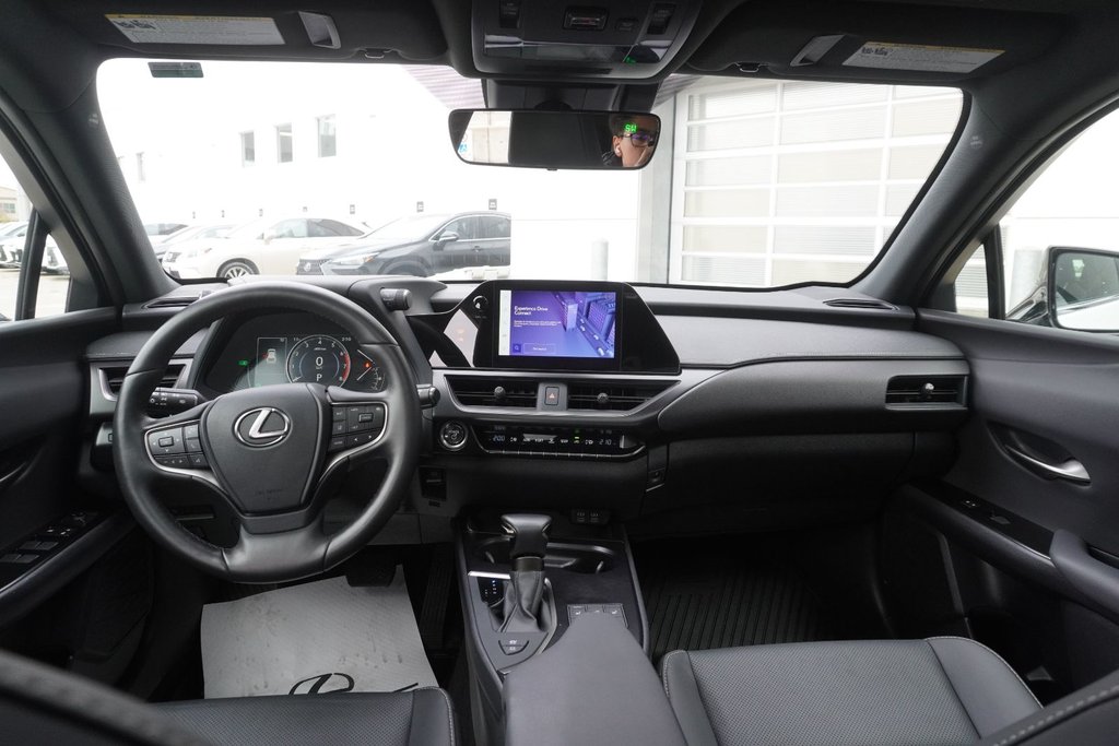 2024 Lexus UX 250h AWD PREMIUM|H/V FRONT SEATS|CARPLAY|MOONROOF in Ajax, Ontario at Lexus of Lakeridge - 14 - w1024h768px