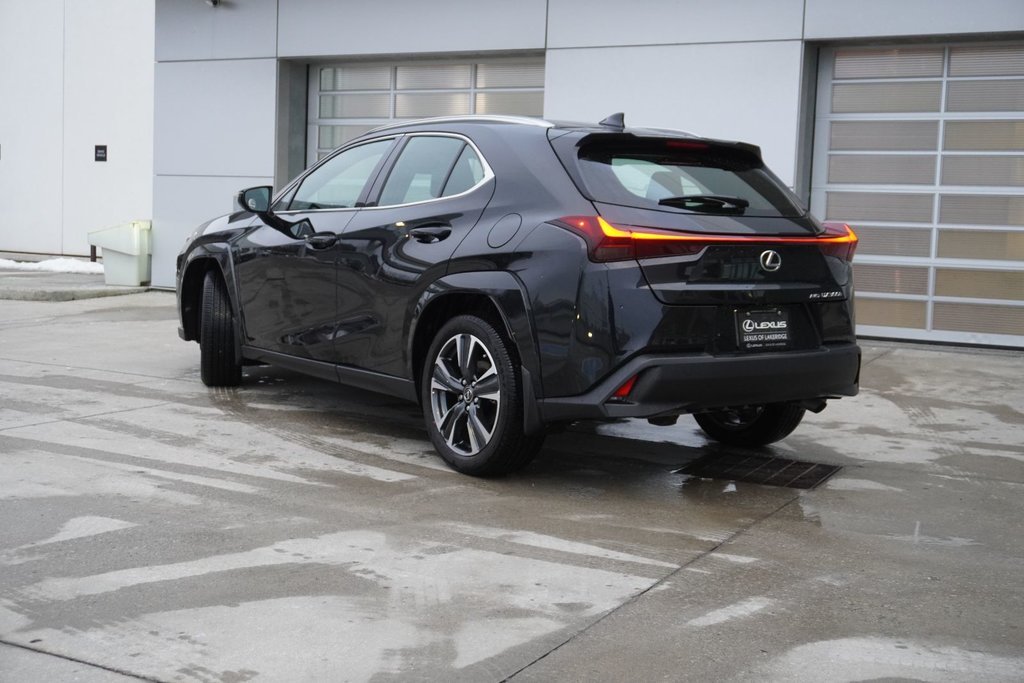 2025 Lexus UX 300h PREMIUM|BLINDSPOT|MOONROOF|H/STEERING in Ajax, Ontario at Lakeridge Auto Gallery - 20 - w1024h768px