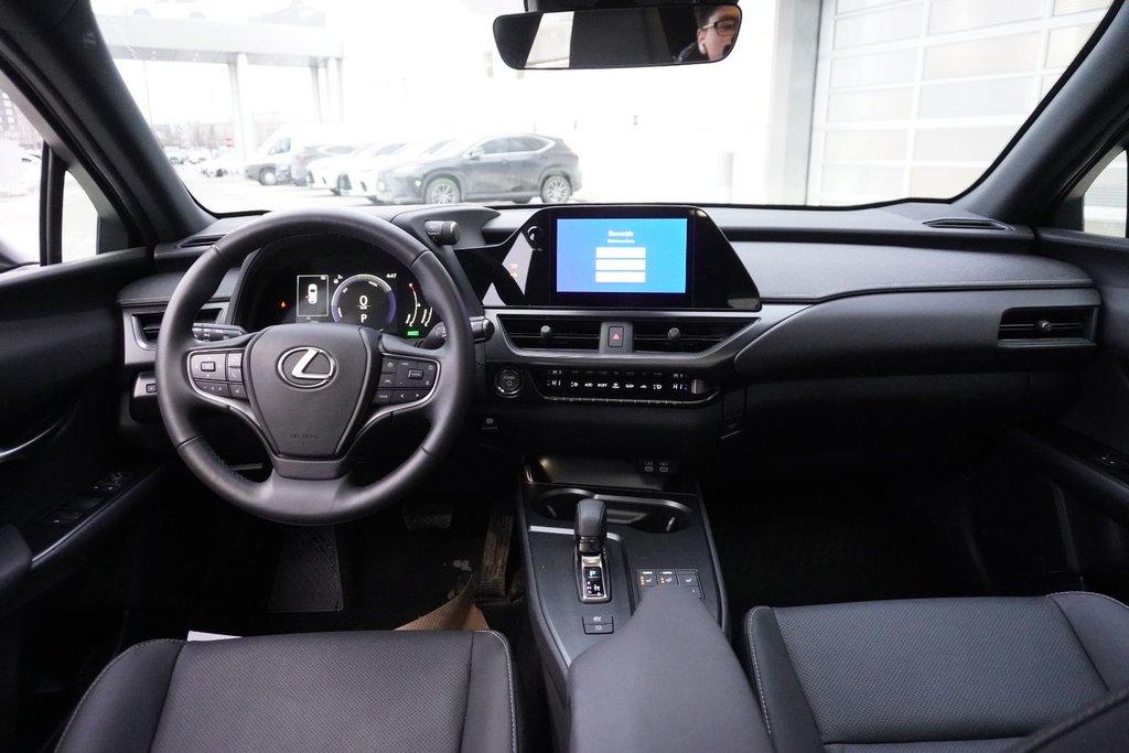 2025 Lexus UX 300h PREMIUM|BLINDSPOT|MOONROOF|H/STEERING in Ajax, Ontario at Lakeridge Auto Gallery - 16 - w1024h768px